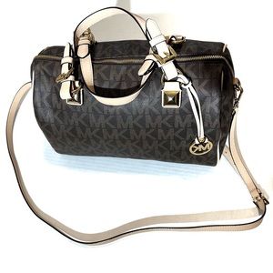 Michael Kors MK Signature Barrel Duffle Brown Excellent Condition Leather